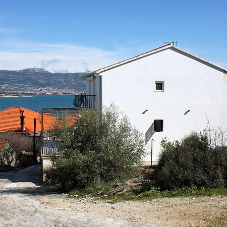 Apartments By The Sea Mastrinka, Ciovo - 4836 Trogir Bagian luar foto