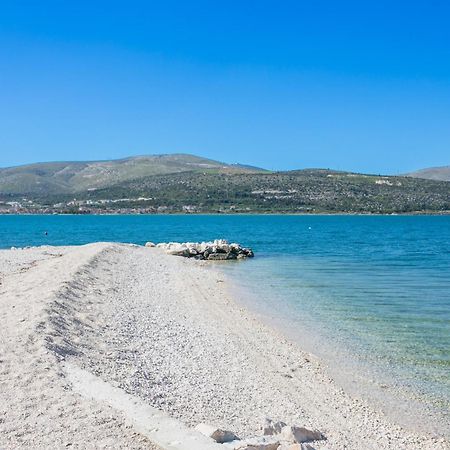 Apartments By The Sea Mastrinka, Ciovo - 4836 Trogir Bagian luar foto