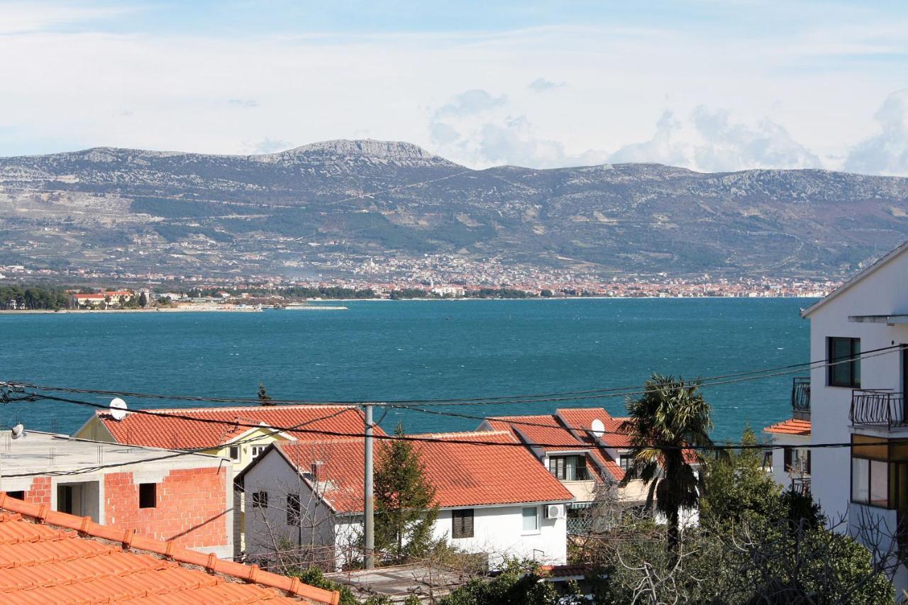 Apartments By The Sea Mastrinka, Ciovo - 4836 Trogir Bagian luar foto