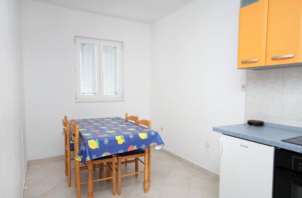 Apartments By The Sea Mastrinka, Ciovo - 4836 Trogir Bagian luar foto