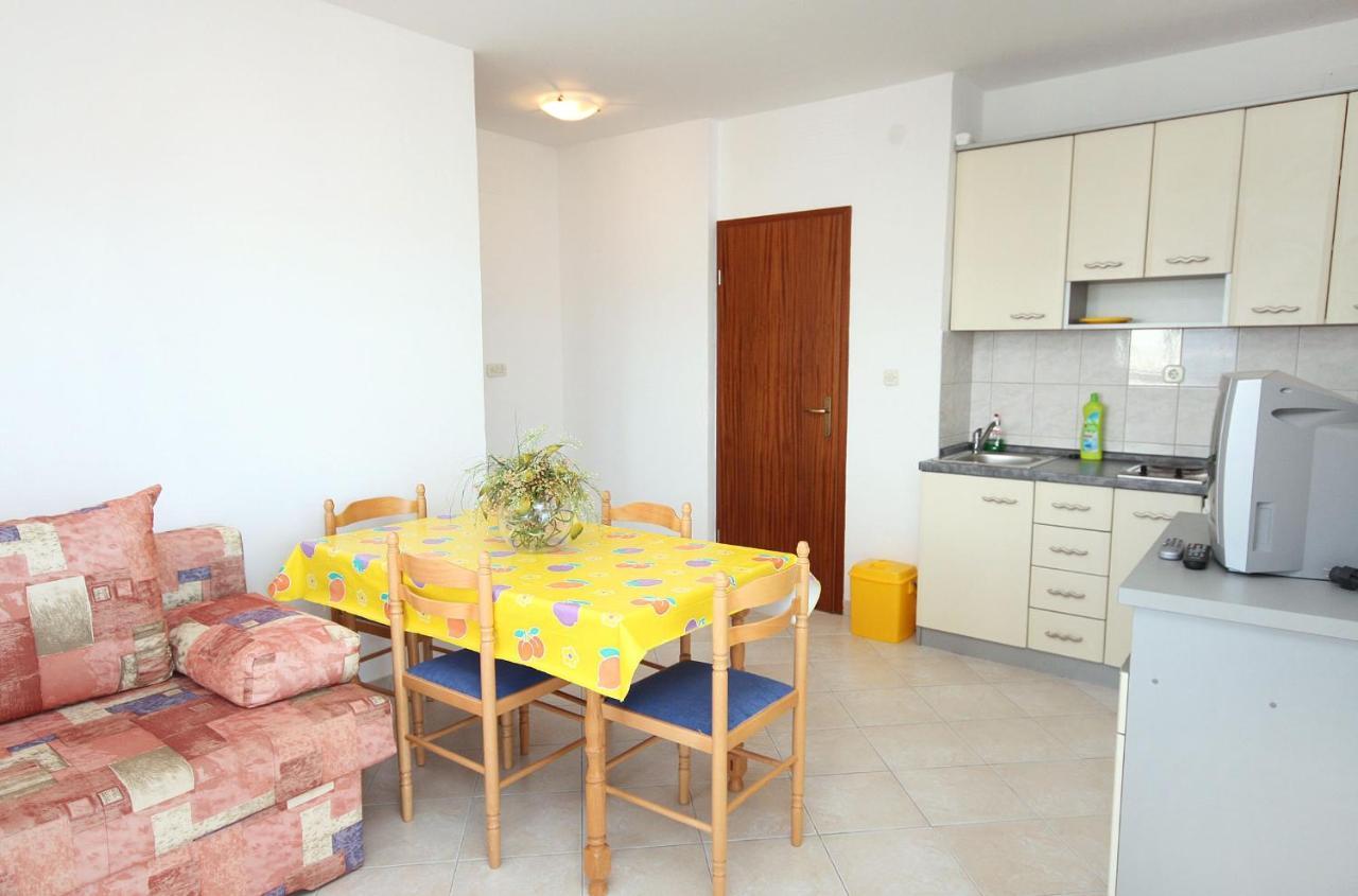 Apartments By The Sea Mastrinka, Ciovo - 4836 Trogir Bagian luar foto