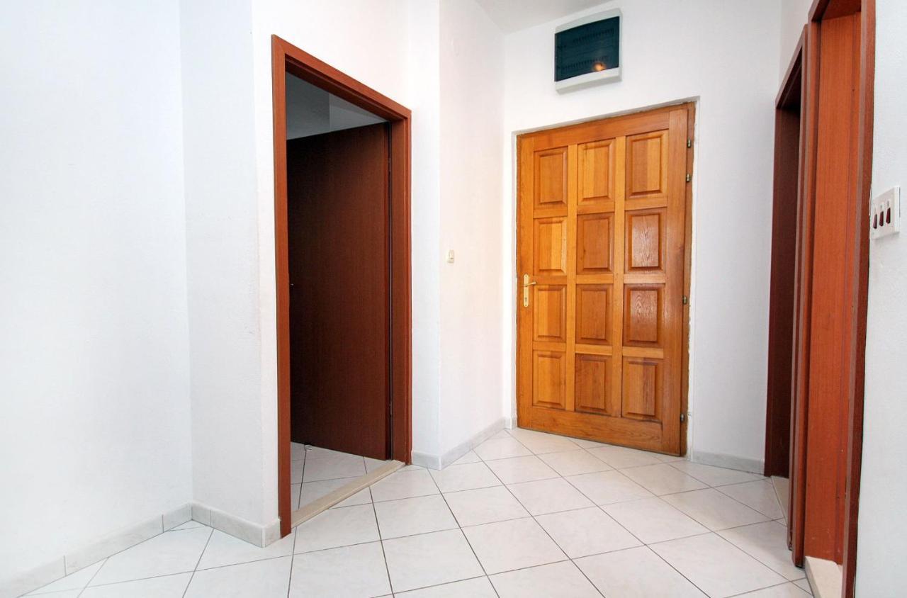 Apartments By The Sea Mastrinka, Ciovo - 4836 Trogir Bagian luar foto