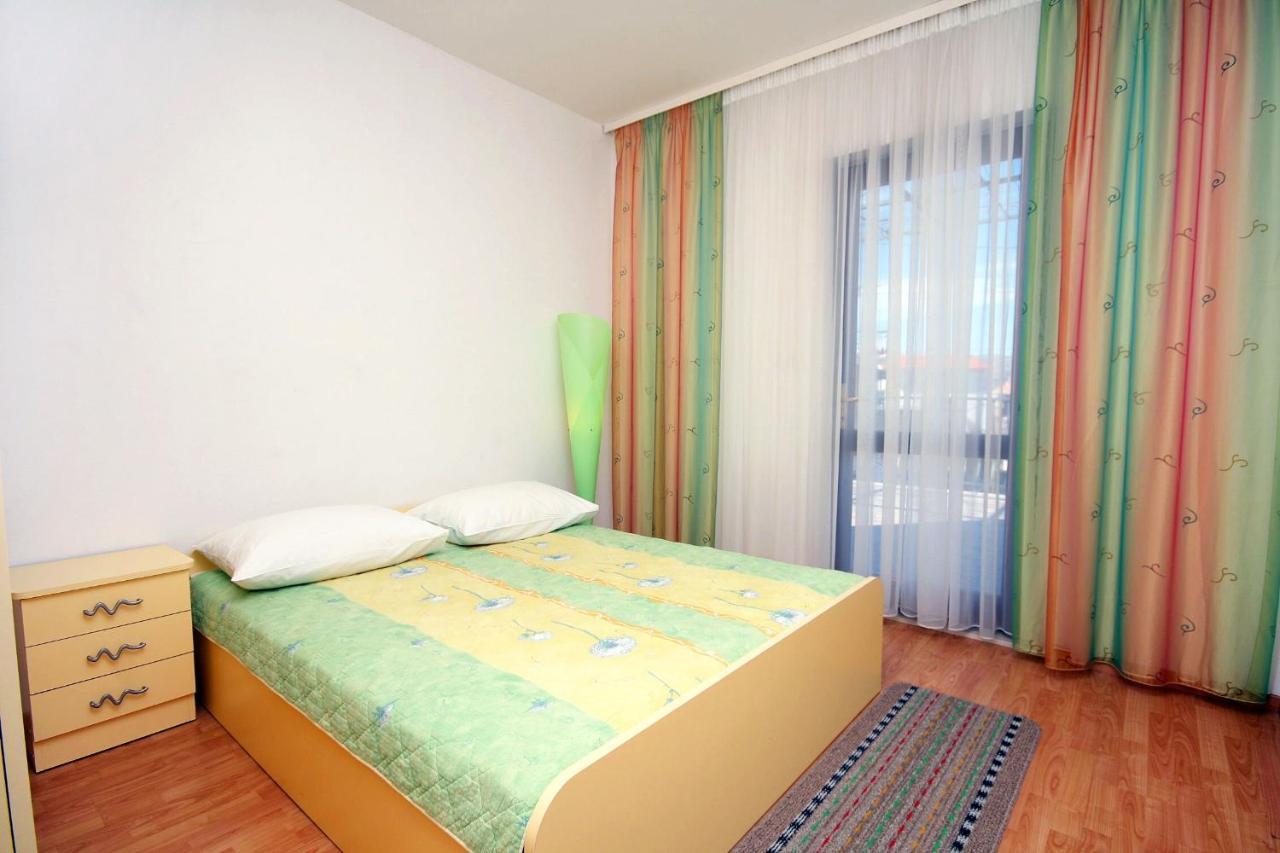 Apartments By The Sea Mastrinka, Ciovo - 4836 Trogir Bagian luar foto