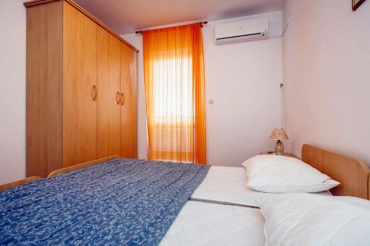 Apartments By The Sea Mastrinka, Ciovo - 4836 Trogir Bagian luar foto