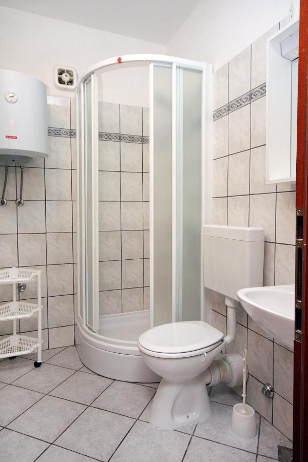 Apartments By The Sea Mastrinka, Ciovo - 4836 Trogir Bagian luar foto
