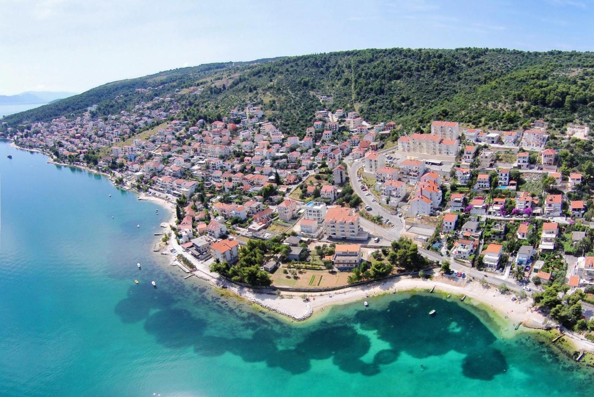 Apartments By The Sea Mastrinka, Ciovo - 4836 Trogir Bagian luar foto